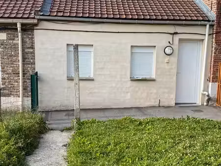 studio à louer avesnes les aubert