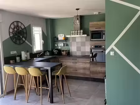 propriété 4 pièces 83 m²