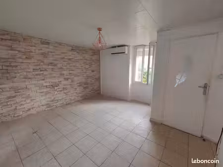 t3 avec climatisation réversible et entrée indépendante