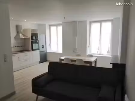 t3 meublé 65m2