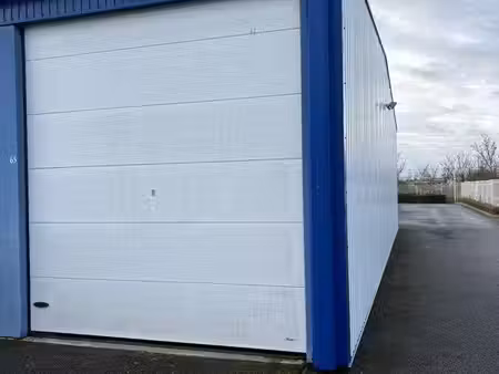 box de stockage et garage grande hauteur