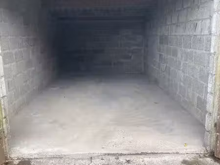 loue garage