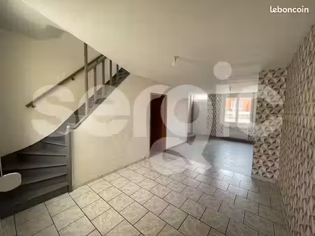 maison 4 pièces 80 m²