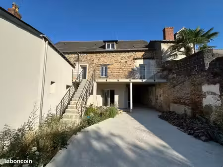 appartement 3 chambres  balcon  terrain