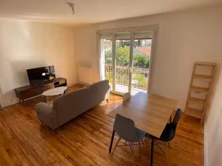 location chambre appartement t4