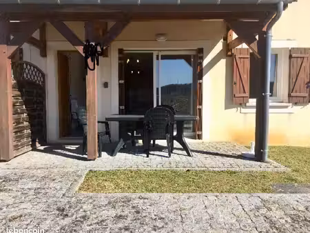 appartement équipé avec terrasse