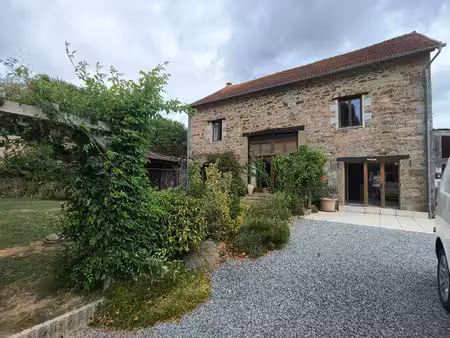 creuse - superbe domaine composé de 3 propriétés  avec 2 piscines et des gîtes