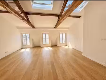 location appartement 3 pièces 86 m² à paris 1er (75001)  3 955 €