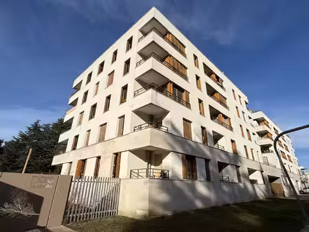 magnifique f2 à louer à villepinte