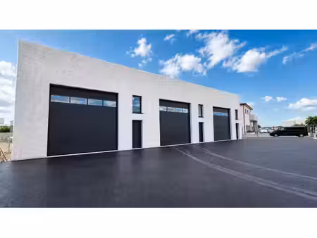 à louer entrepôt neuf de 152 m² rivesaltes