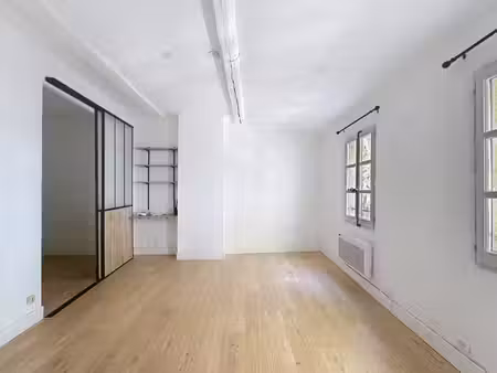 location appartement 1 pièce 35 m² à arles (13200)