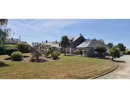maison de 200 m² à saint-ouen-des-toits