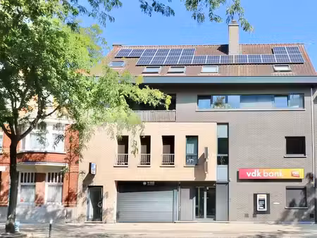 appartement à louer à eeklo € 875 (lrdle) - vastgoed unicum | zimmo