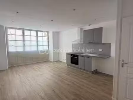 vente immeuble à saint-denis-d'anjou (53290) : à vendre / 166m² saint-denis-d'anjou