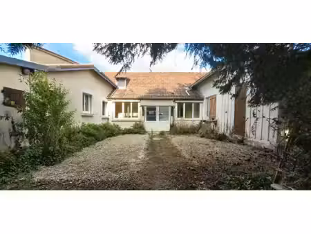 maison 116 m² – f5 + f2 – terrain 836 m² – garage et dépendances