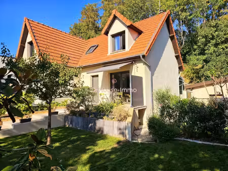 maison 4 chambres  impeccable.