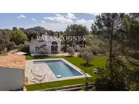 luxury 9 pièces farmhouse en location eygalières  provence-alpes-côte d'azur