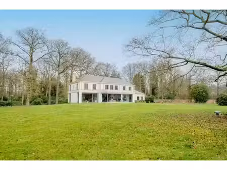 extraordinary villa in the famous  green brasschaat!