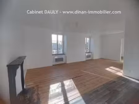 location appartement 4 pièces à dinan (22100) : à louer 4 pièces / 83m² dinan