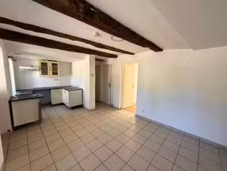 location appartement 2 pièces à noyal-sur-vilaine (35530) : à louer 2 pièces / 33m² noyal-