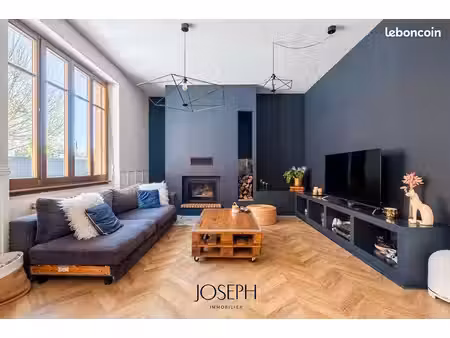 maison 5 pièces 161 m²