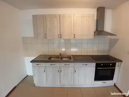 bel appartement t3 de 80 m2