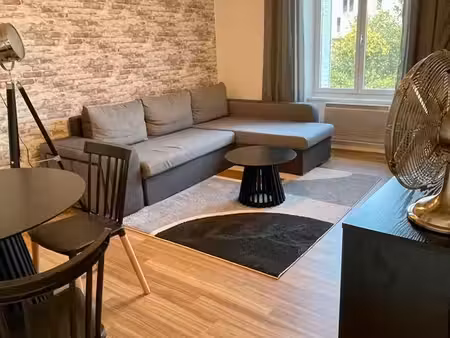 f2 meublé 44m2