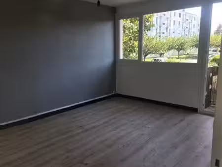 location f4 620/mois 67m2