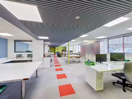 locaux professionnels en rez-de-chaussee