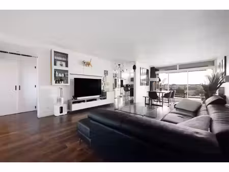 appartement rénové t4 - 98 m2- avec vue dégagée