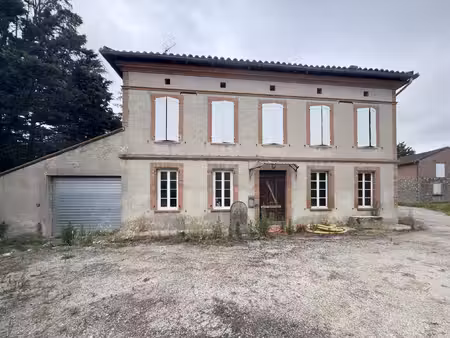 toulousaine 229 m2 avec dépendances à teulat
