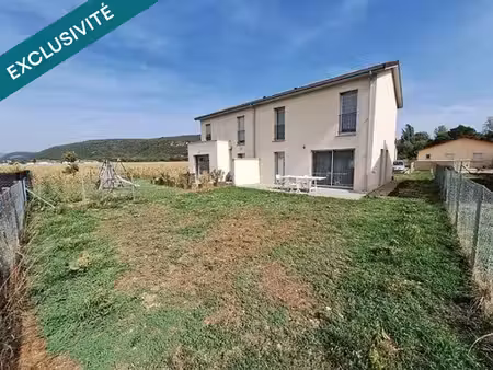 maison récente avec 3 chambres  terrain et garage