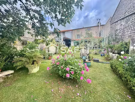 magnifique maison en pierre 3 chambres aux portes de niort !