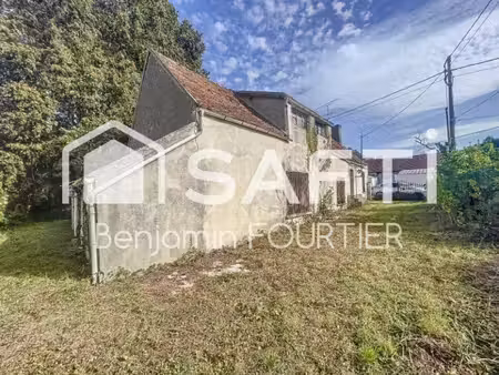 maison en pierre à rénover sur 603 m² de terrain!!!