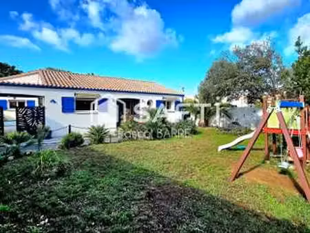 vente maison bord de mer aux sables-d'olonne (85100) : à vendre bord de mer / 186m² les sa