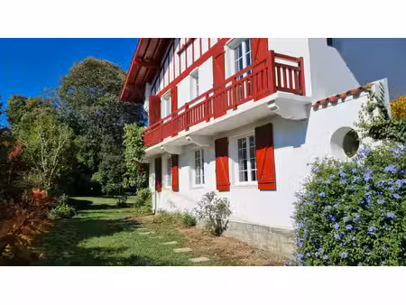 belle villa 200 m2 annees 30 quartier du parc d'hiver