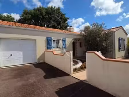 vente maison à coëx (85220) : à vendre / 87m² coëx