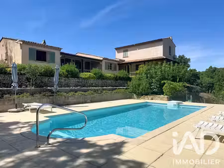 vente maison traditionnelle 8 pièces