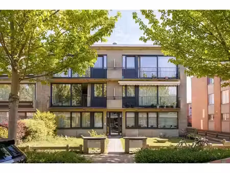 appartement moderne avec balcon