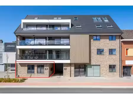 recent nieuwbouwappartement met groot terras  stadstuintje en 2 autostaanplaatsen in het h