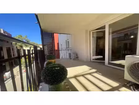 sète  centre ville  appartement t2 de 60m2 avec terrasse 