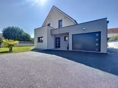 vente maison 6 pièces 105 m² lure (70200)