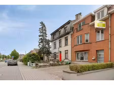 eengezinswoning met 3 kamers  inrichtbare zolder en tuin