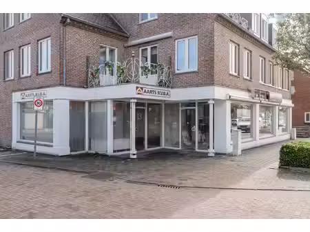 goedgelegen handelspand centrumlocatie