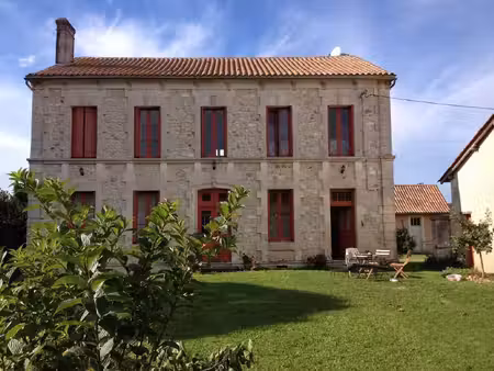 maison de maître avec piscine et vues exceptionnelles