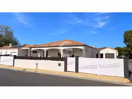 maison 4 pieces- 92 30m²- à vendre à saint cyr en talmondais