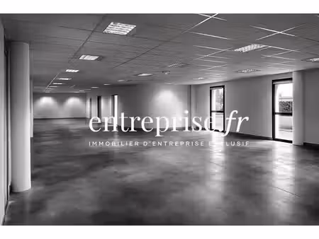 location local d’activités beaucouzé 49070 247m²