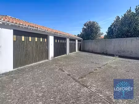 vente parking 25 m² à les sables-d'olonne (85100)  59 500 €