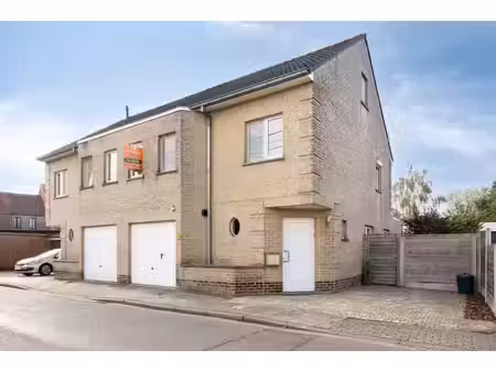 ruime halfopen bebouwing met garage te wilsele