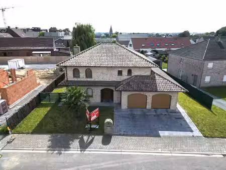 moorslede – villa in spaanse stijl met dubbele garage en 4 slaapkamers